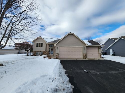 20194 Farnham Ave N, Forest Lake, MN, 55025-9813 | Card Image