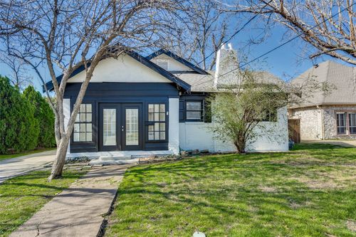 5011 Parkland Ave, Dallas, TX, 75235-8214 | Card Image