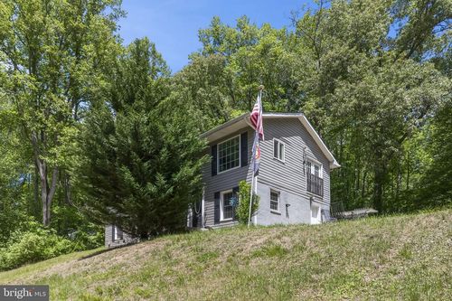 8505 Warren Dr, POMFRET, MD, 20675-3055 | Card Image