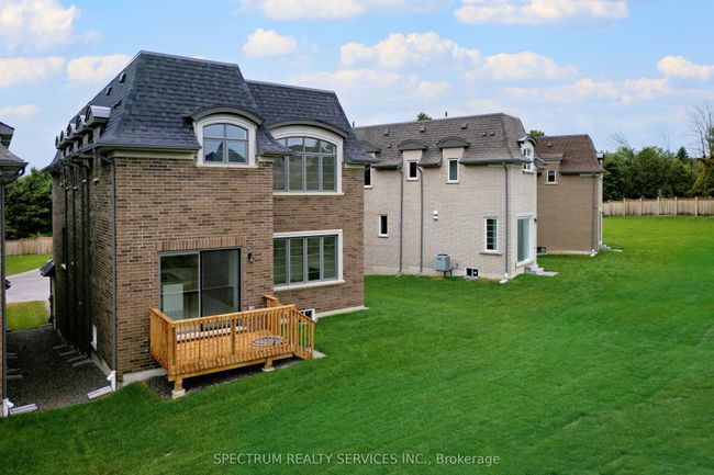 17 Swamp Sparrow Crt, House other with 4 bedrooms, 5 bathrooms and 2 parking in Caledon ON | Image 49