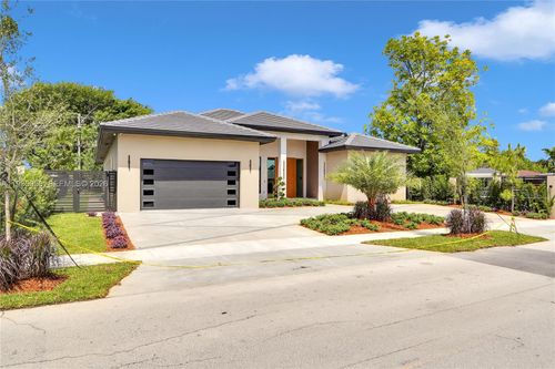 1130 Sw 86th Ct, Miami, FL, 33144-4035 | Card Image