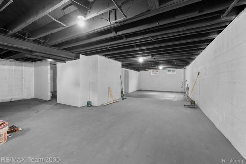 7638 Gulley Rd, Dearborn Heights, MI, 48127-3836 | Card Image