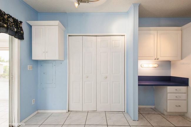 472 Trout Ln, House other with 3 bedrooms, 2 bathrooms and null parking in OLDSMAR FL | Image 8