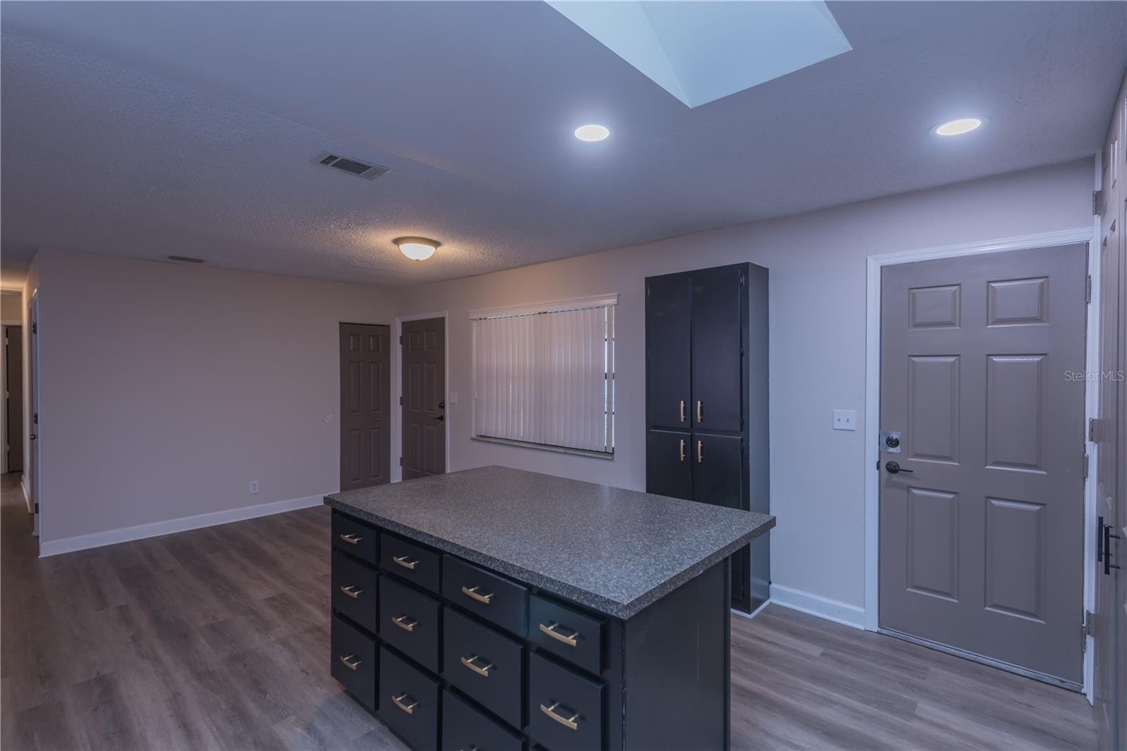 Residential in DAYTONA BEACH 5