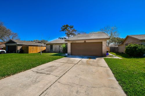 16711 Ribbonridge Drive, Sugar Land, TX, 77498 | Card Image