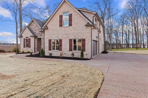 529 Greenfield Ln, Castalian Springs, TN, 37031-4742 | Card Image