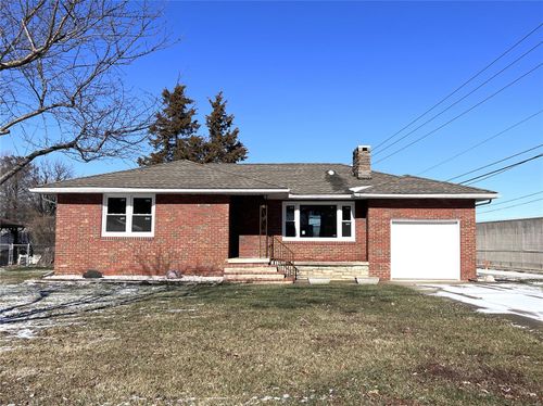 1068 El Paso Ln, East Alton, IL, 62024-2156 | Card Image