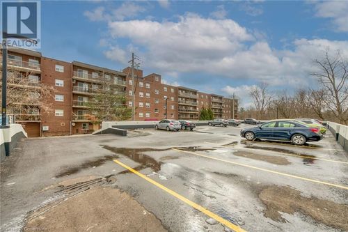 512-793 Colborne St, Brantford, ON, N3S7J3 | Card Image