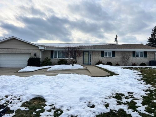 67582 Clark Rd, Saint Clairsville, OH, 43950-9297 | Card Image