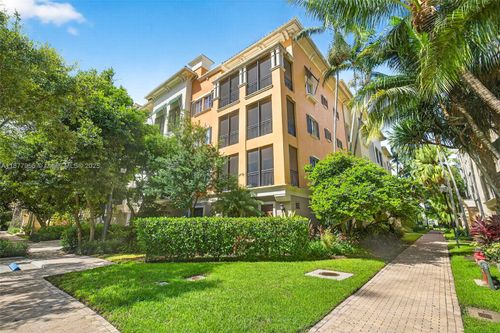 1-2925 Nw 126th Ave, Sunrise, FL, 33323-6320 | Card Image