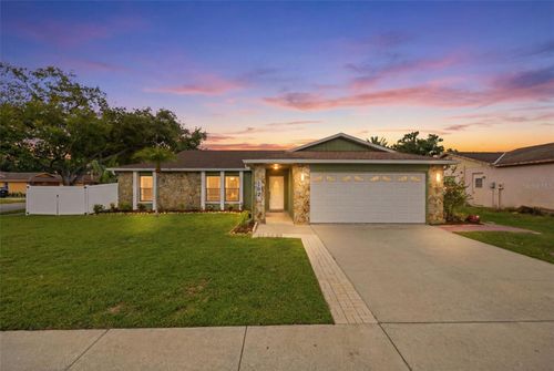 102 Peacock Cir, SAFETY HARBOR, FL, 34695-4728 | Card Image