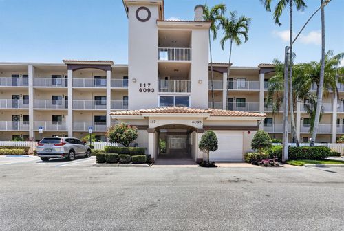 206-6093 Pointe Regal Cir, Delray Beach, FL, 33484-1805 | Card Image