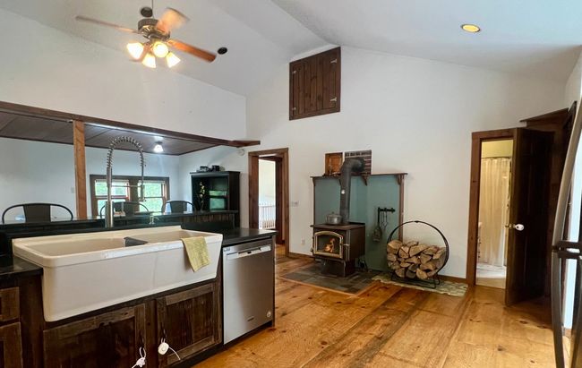 3483 Popple Dungeon Rd, House other with 2 bedrooms, 2 bathrooms and null parking in Chester VT | Image 11