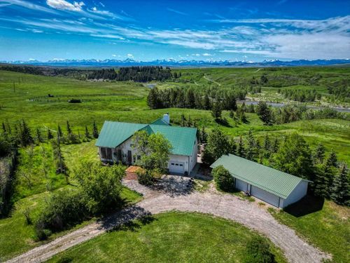 8416 Rge Rd 1-3, Rural Pincher Creek No. 9, M.D. of, AB, T0K0P0 | Card Image