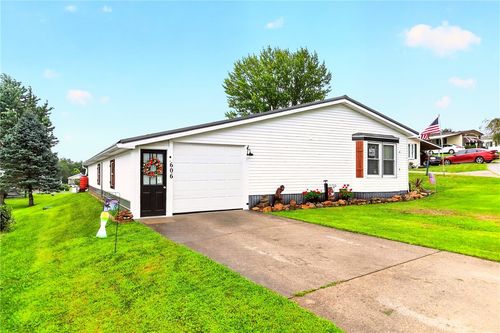 606 Lark Ln, Washington Twp, PA, 15613 | Card Image