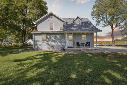 12216 E County Road A, Avalon, WI, 53505-9729 | Card Image