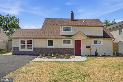 75 Ivy Hill Rd, LEVITTOWN, PA, 19057-2309 | Card Image