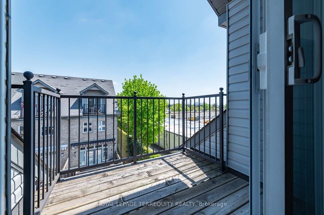 8 - 245 Van Dusen Blvd, House attached with 3 bedrooms, 3 bathrooms and null parking in Etobicoke ON | Image 26