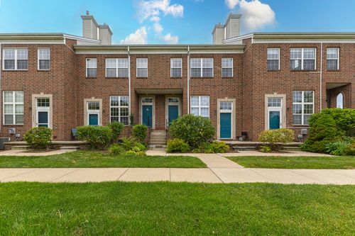 1870 Lindsay Ln, Ann Arbor, MI, 48104-4167 | Card Image