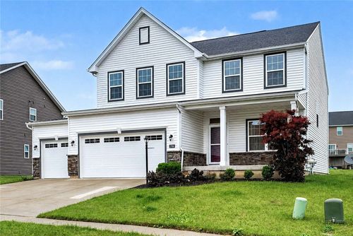 2760 Pebble Stone Trl, Xenia, OH, 45385-7579 | Card Image