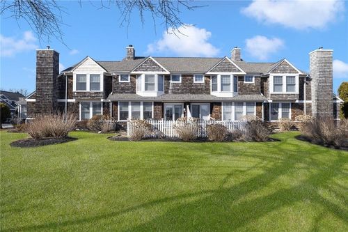 45 Fox Dr, Narragansett, RI, 02882-4842 | Card Image