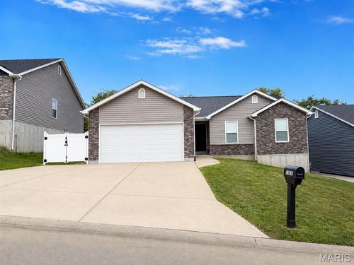 1387 Durham Dr, Herculaneum, MO, 63048-1712 | Card Image
