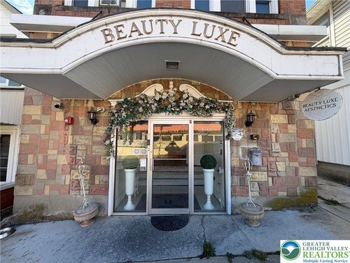 1222 Main St, Northampton, PA, 18067-1680 | Card Image