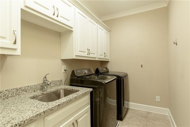 385 Windy Pines Trl, Townhouse with 3 bedrooms, 4 bathrooms and 2 parking in Roswell GA | Image 34