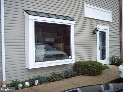 32-34 S Prince St, MILLERSVILLE, PA, 17551-1900 | Card Image