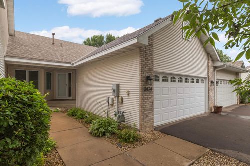 3424 Eagan Oaks Ct, Eagan, MN, 55123-2468 | Card Image