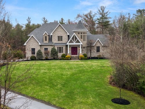 9 Janice Ave, North Reading, MA, 01864-1413 | Card Image