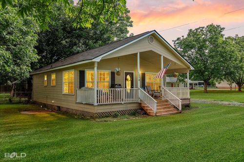 1270 Barron Rd, Keithville, LA, 71047-8389 | Card Image