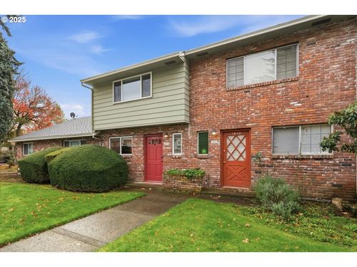 1812 Ne 19th St, Gresham, OR, 97030-4347 | Card Image