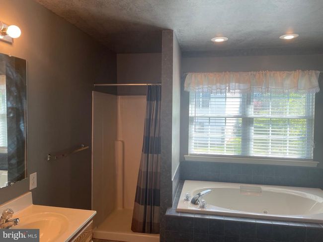 8 Nancy Cir, House other with 4 bedrooms, 4 bathrooms and null parking in READING PA | Image 23