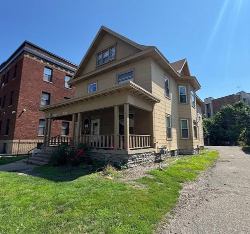 1509 11th Ave S, Minneapolis, MN, 55404-1728 | Card Image