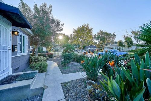 4134 E Jacinto Way, Long Beach, CA, 90815-2628 | Card Image