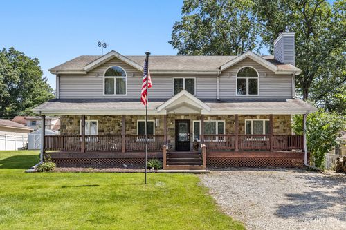 7N035 Smith St, South Elgin, IL, 60177-9749 | Card Image
