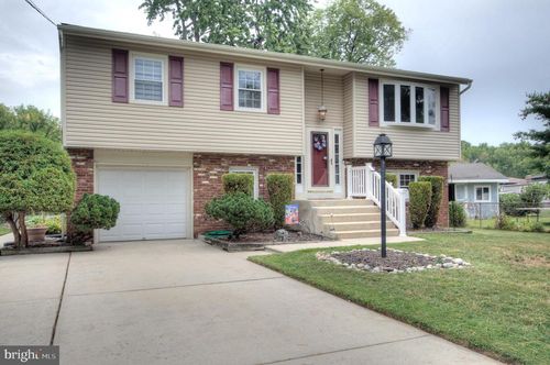 12 Little Ln, BARRINGTON, NJ, 08007-1435 | Card Image