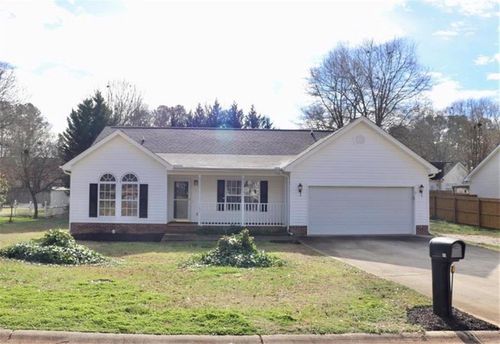1101 Ravenswood Dr, Anderson, SC, 29625-2024 | Card Image