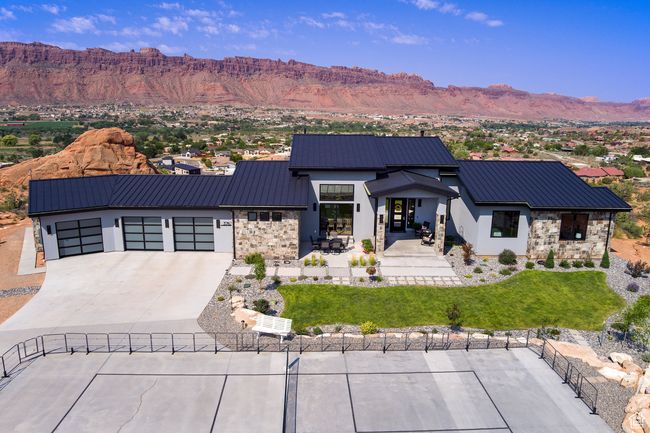 3763 Materhorm Hts, House other with 4 bedrooms, 3 bathrooms and 3 parking in Moab UT | Image 16