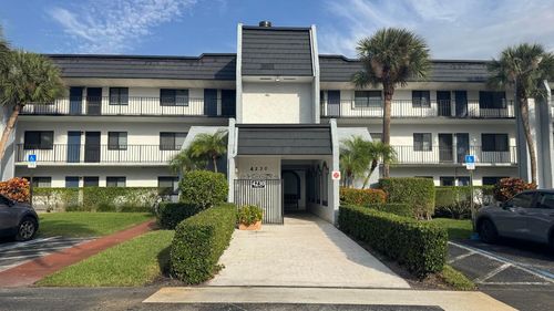 208-4230 Deste Ct, Lake Worth, FL, 33467-4302 | Card Image