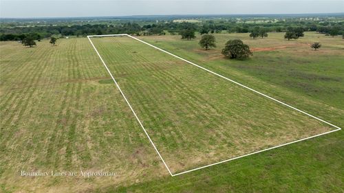 1 Tenny Crk, Lockhart, TX, 78644 | Card Image