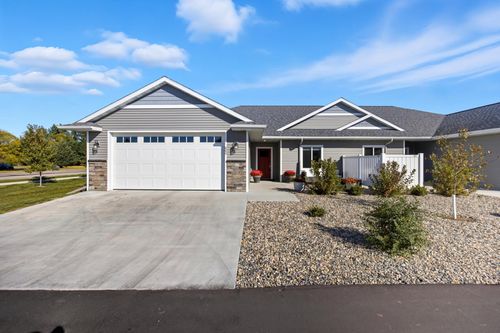 660 Voyager Dr, Alexandria, MN, 56308-3102 | Card Image