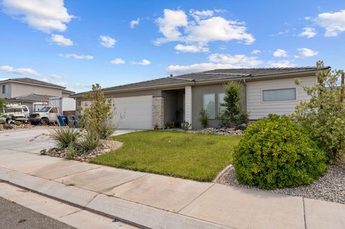 6261 S Daydream Way, St George, UT, 84790-1824 | Card Image