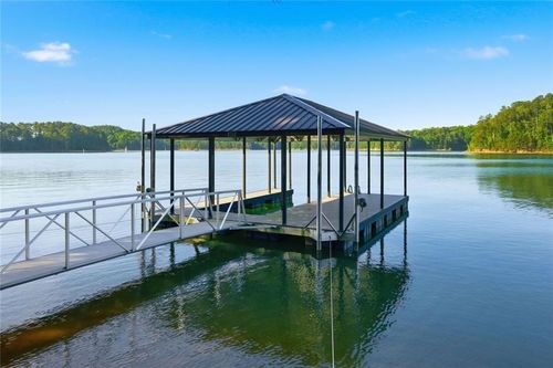 33 Yellow Hammer Dr Se, White, GA, 30184-3328 | Card Image