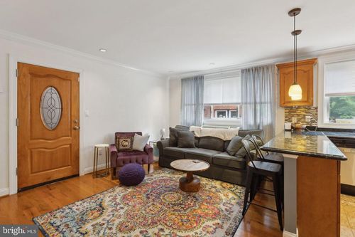 apt-3-3656 New Hampshire Ave Nw, WASHINGTON, DC, 20010-1595 | Card Image