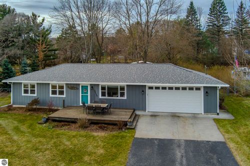 503 Green Acres St, Bellaire, MI, 49615-9414 | Card Image