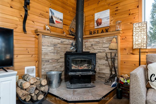 1058 Memory Lane, House other with 2 bedrooms, 1 bathrooms and 6 parking in Verona ON | Image 17