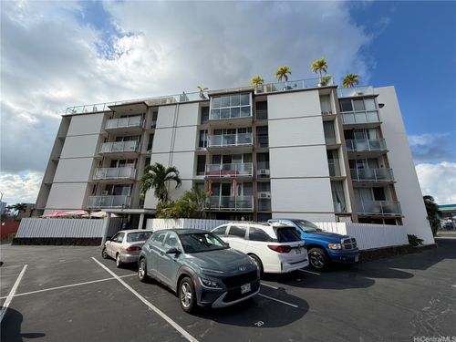 31513151 Monsarrat Ave, Honolulu, HI, 96815 | Card Image