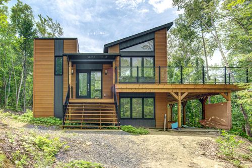 {{alt}} | Card Image